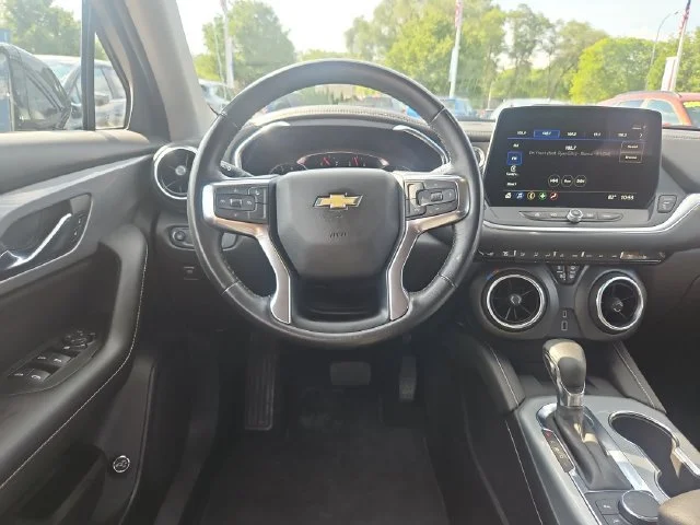 Used 2024 Black Chevrolet 2LT image 14