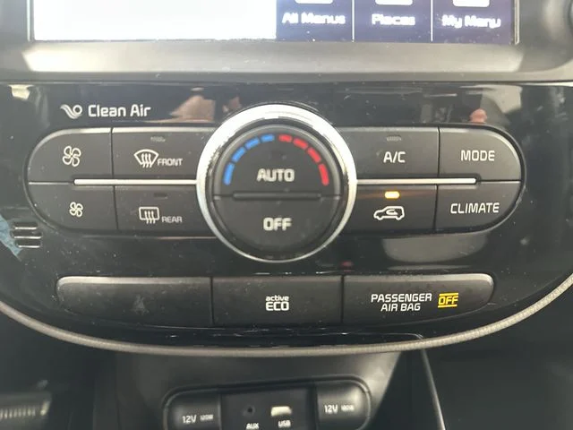 Used 2016 Black Kia Plus image 17