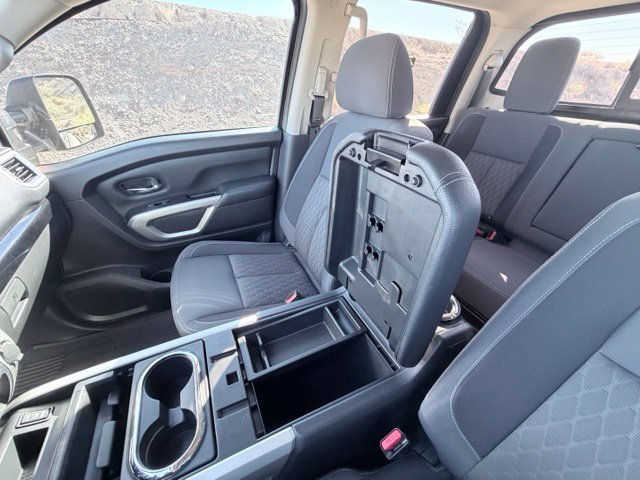 2021 Nissan Titan SV - Photo 18