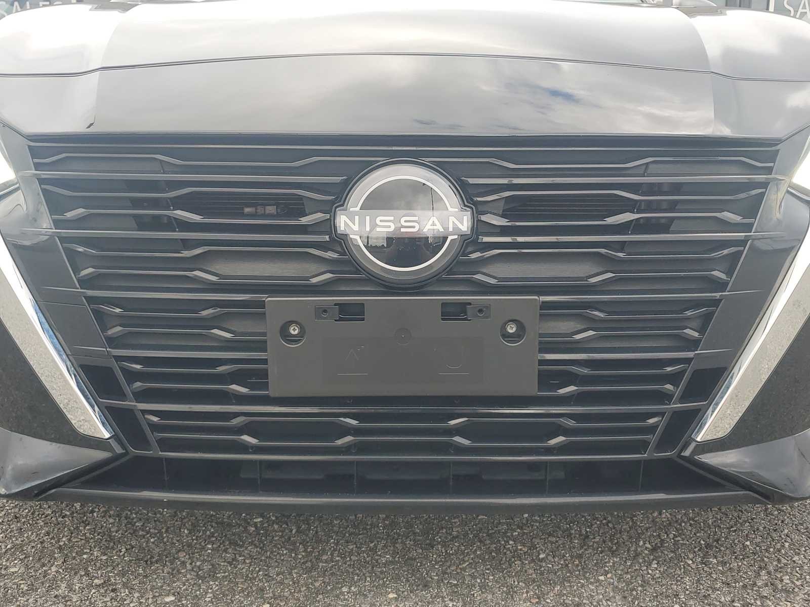 Used 2025 Black Nissan SV image 17