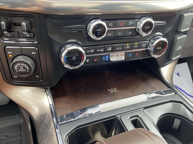 New 2026 Agate Black Metallic Ford King Ranch image 21