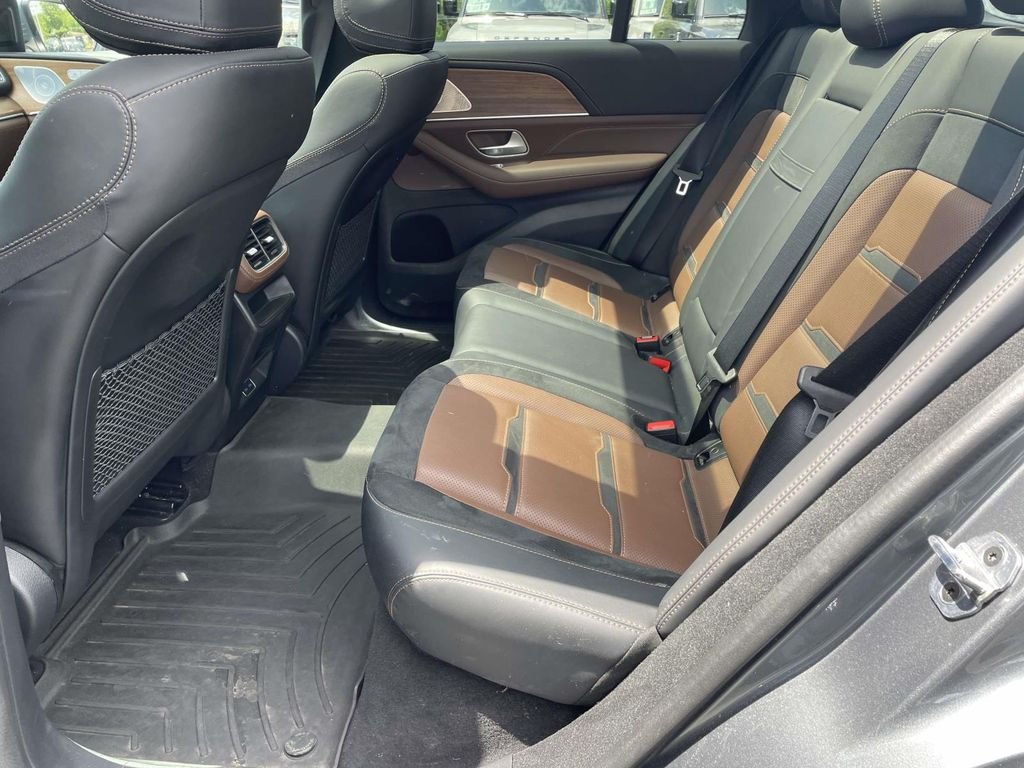 Used 2024 Selenite Gray Metallic Mercedes-Benz GLE 53 AMG® image 16