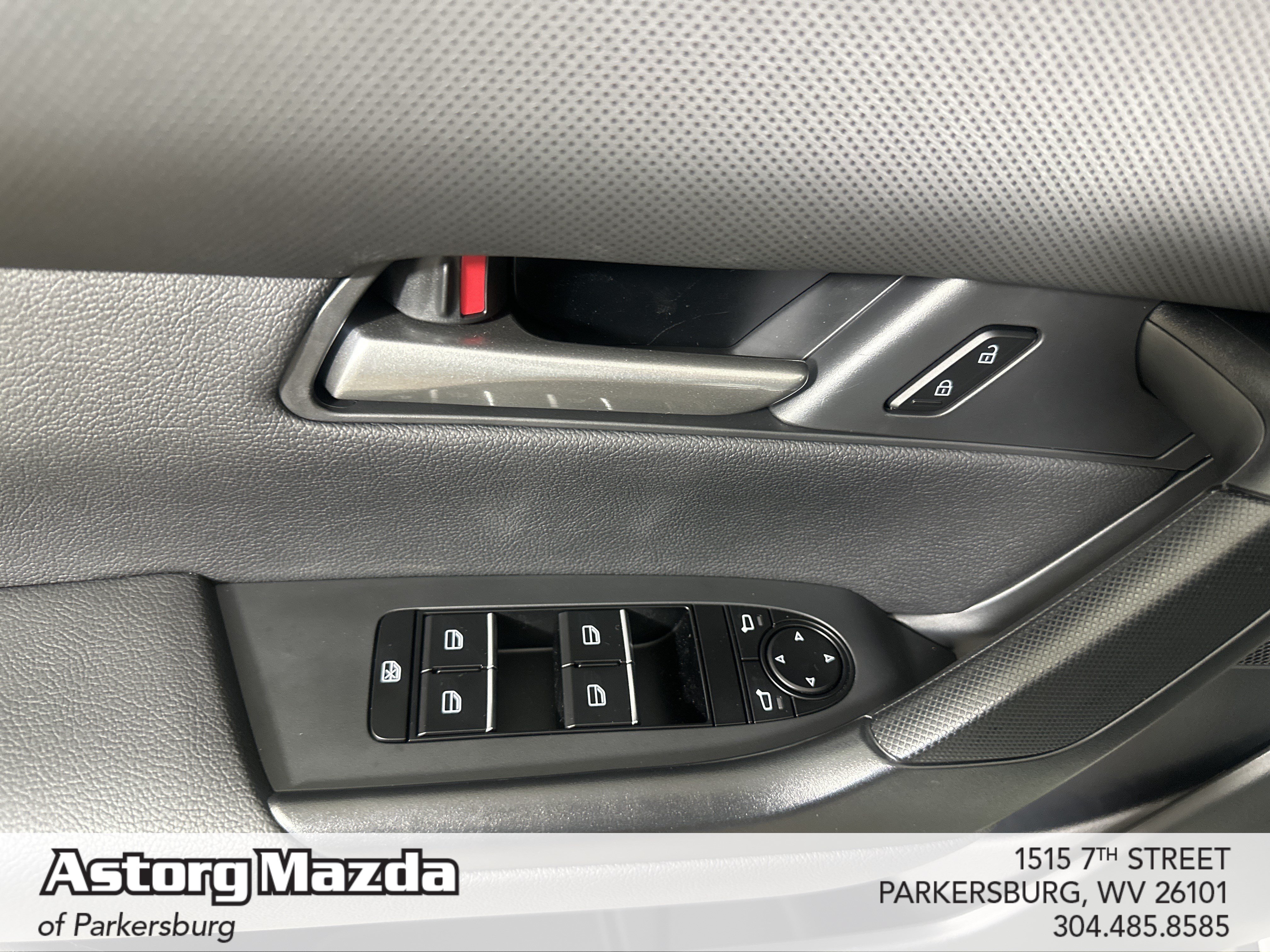 New 2026 Wind Chill Pearl Mazda 2.5 S Preferred image 11
