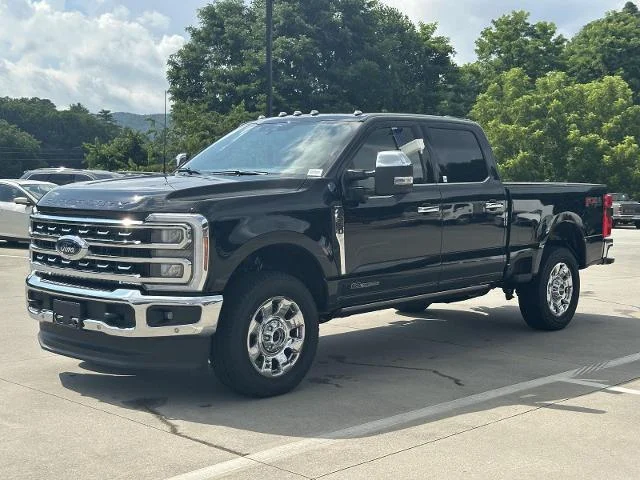 New 2026 Agate Black Metallic Ford F-250® Lariat® image 17