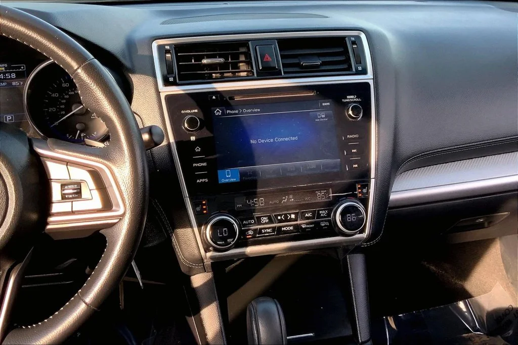 Used 2018 Gray Subaru 2.5i image 6