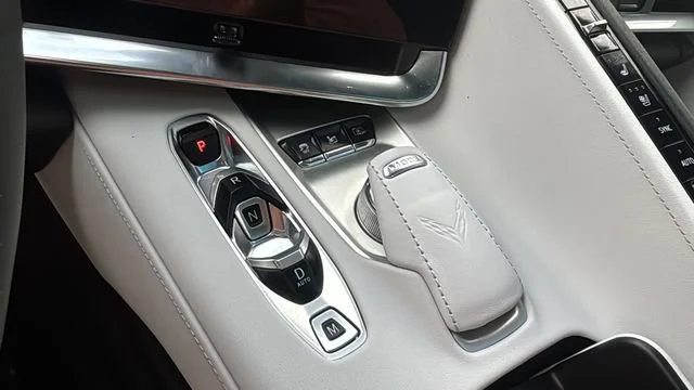 Used 2024 Arctic White Chevrolet 2LT image 25