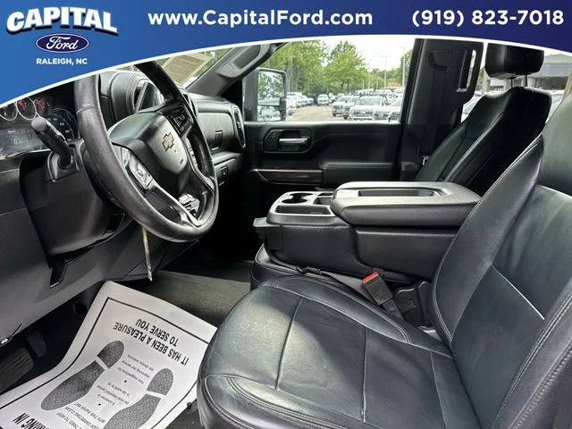 Used 2021 White Chevrolet LT image 19