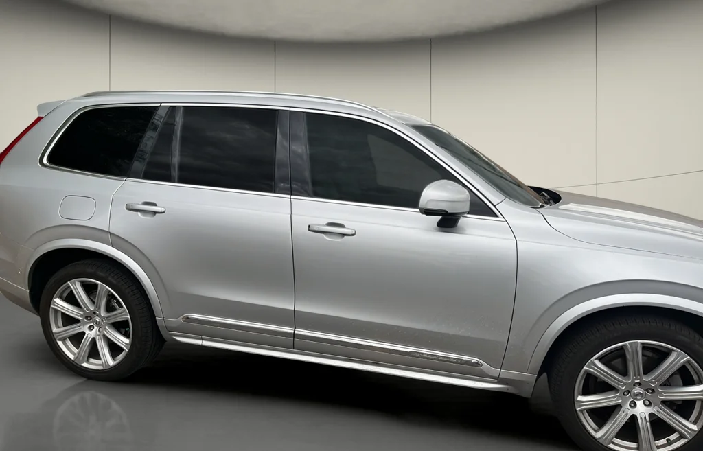 Used 2019 Silver Volvo T6 Inscription image 8