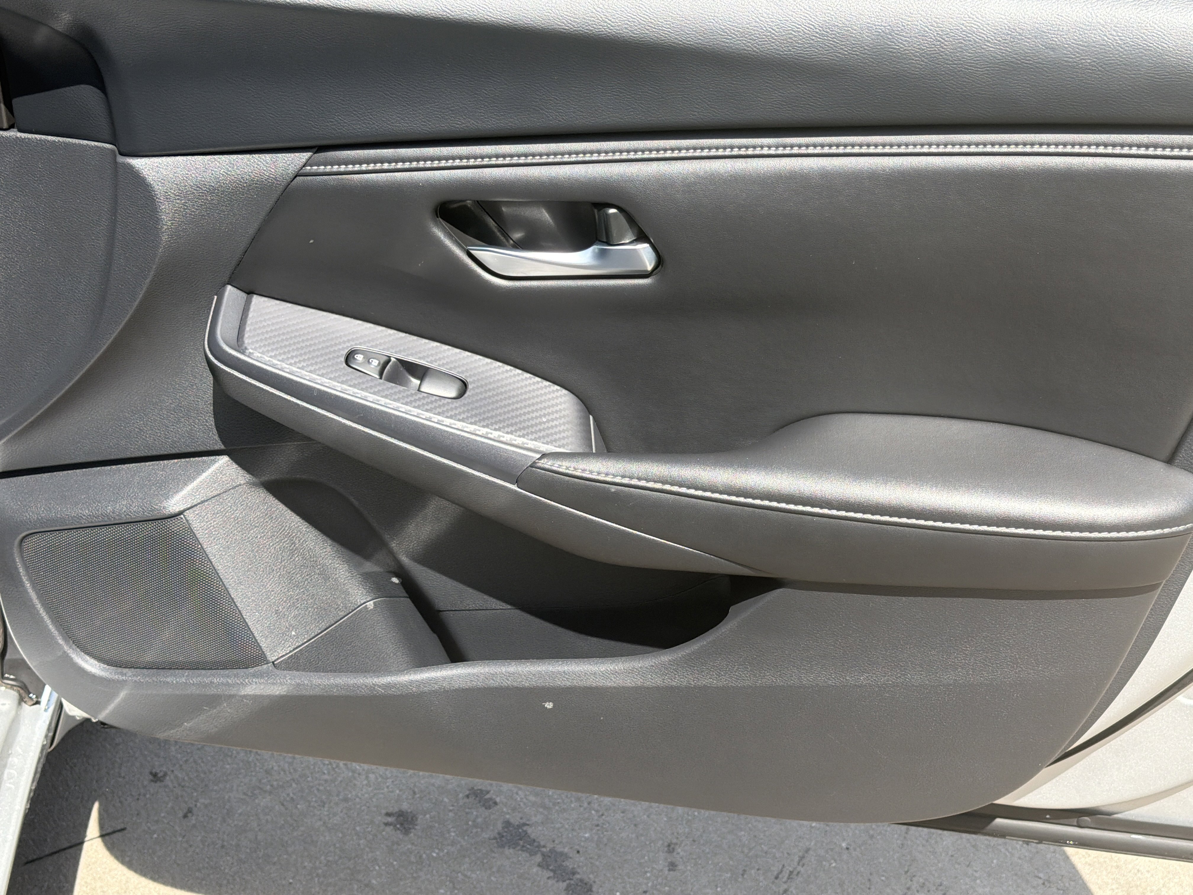 Used 2023 Brilliant Silver Metallic Nissan S image 15