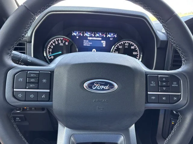 Used 2023 Red Ford XLT image 25