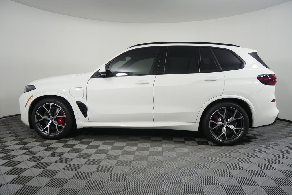 New 2026 Alpine White BMW xDrive50e image 7