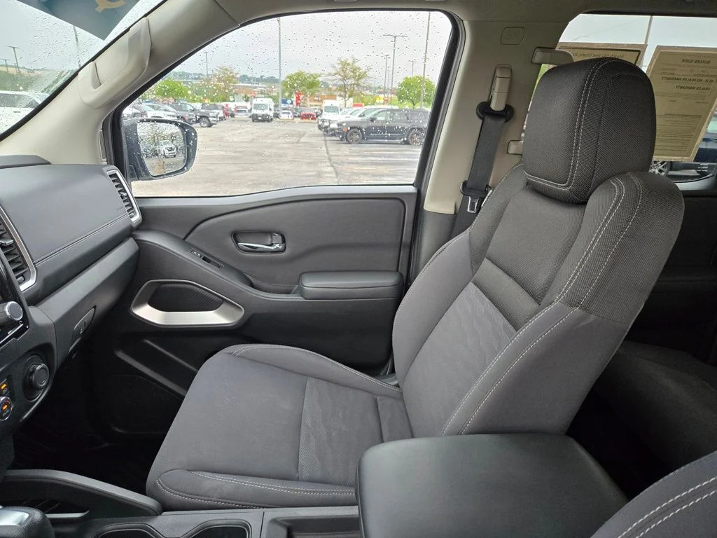 Used 2023 White Nissan SV image 23