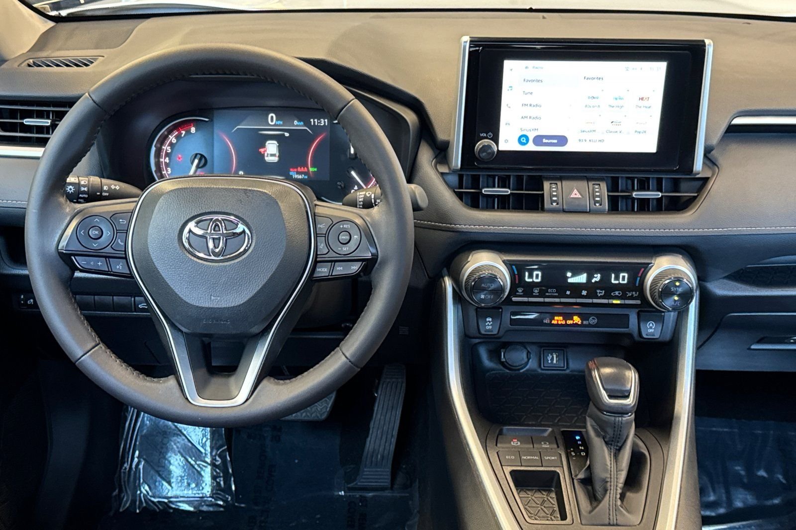 Certified Used 2025 Beige Toyota XLE Premium image 20