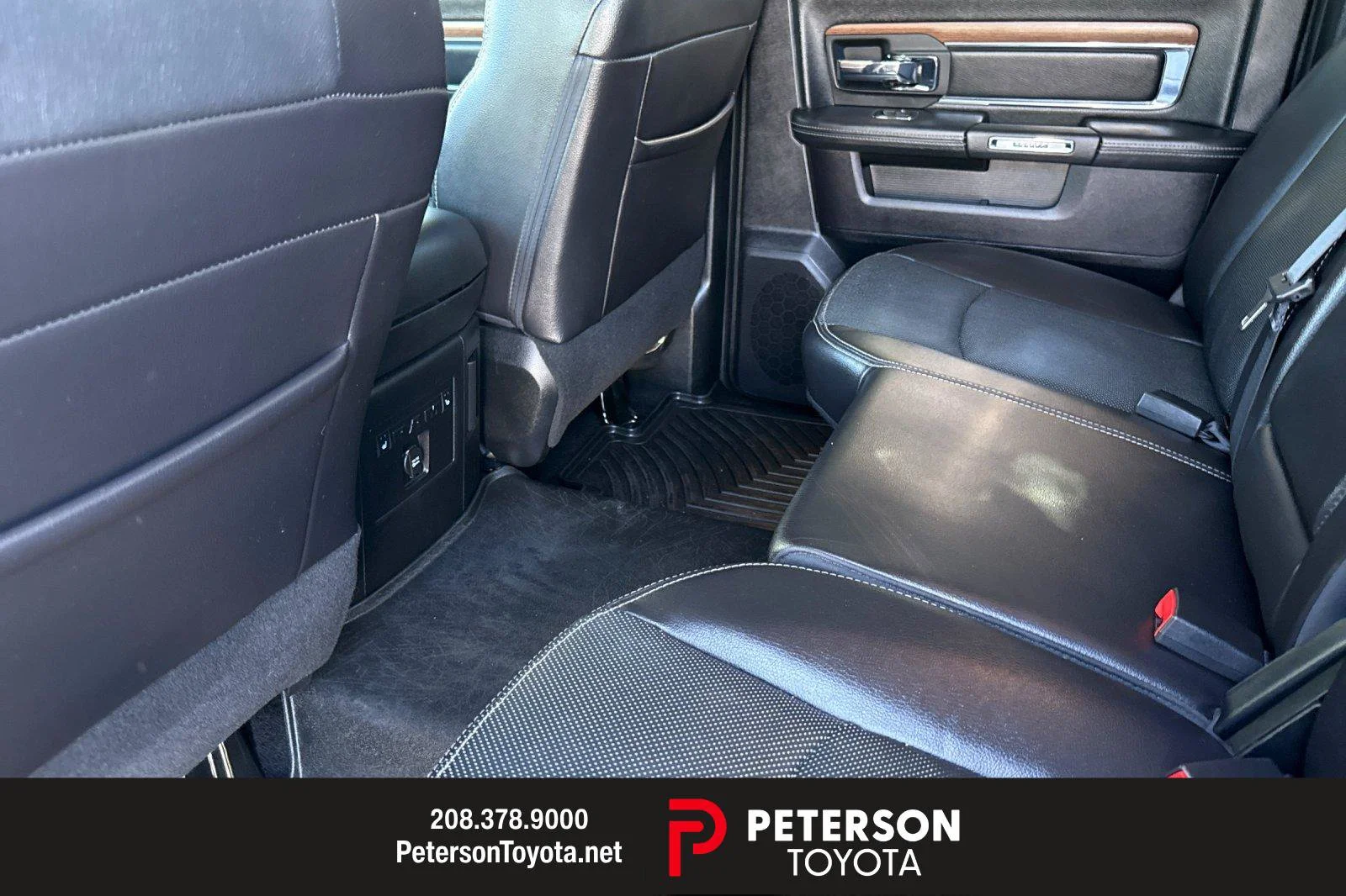 Used 2016 Black Ram Laramie image 11