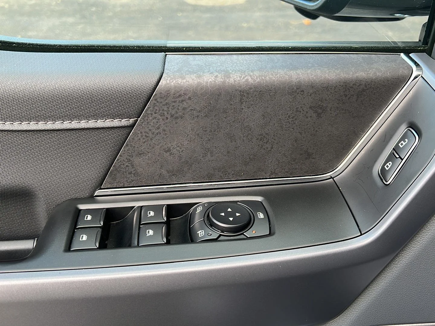 Used 2026 Carbonized Gray Ford XLT image 5