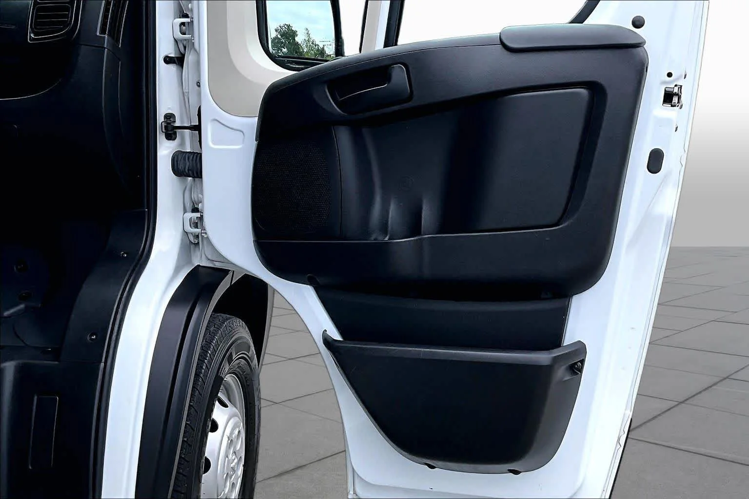 Used 2022 Bright White Clearcoat Ram  image 23