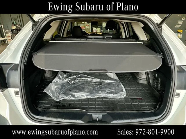 Used 2022 White Subaru Limited image 28