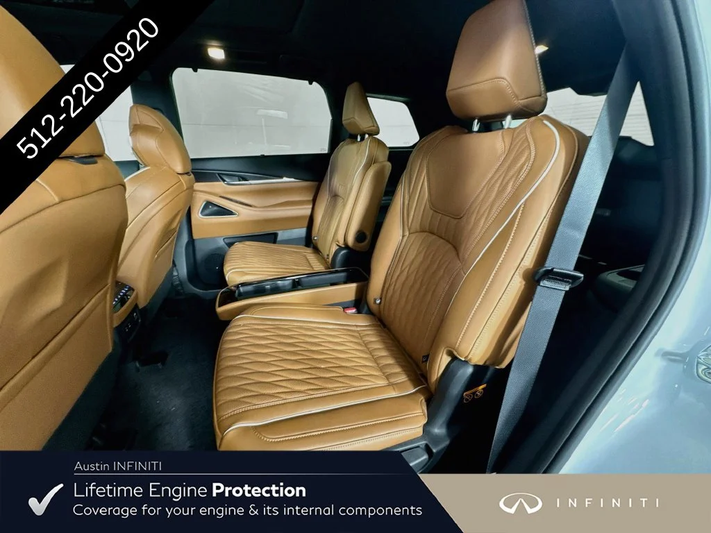 New 2027 White INFINITI Autograph image 31