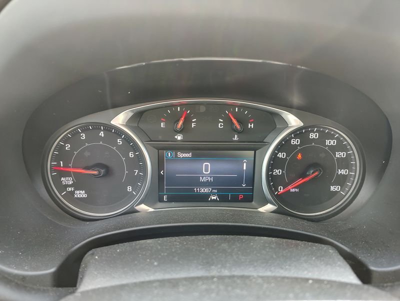 Used 2020 Blue GMC SLE image 12