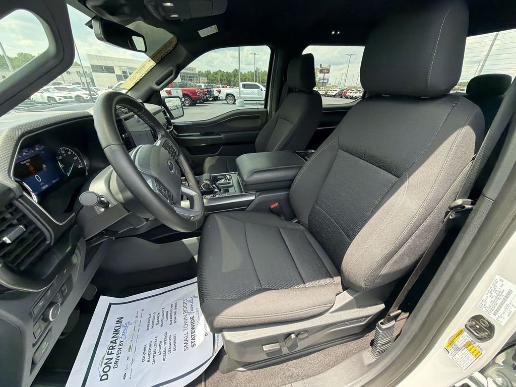 Used 2023 White Ford XLT image 17