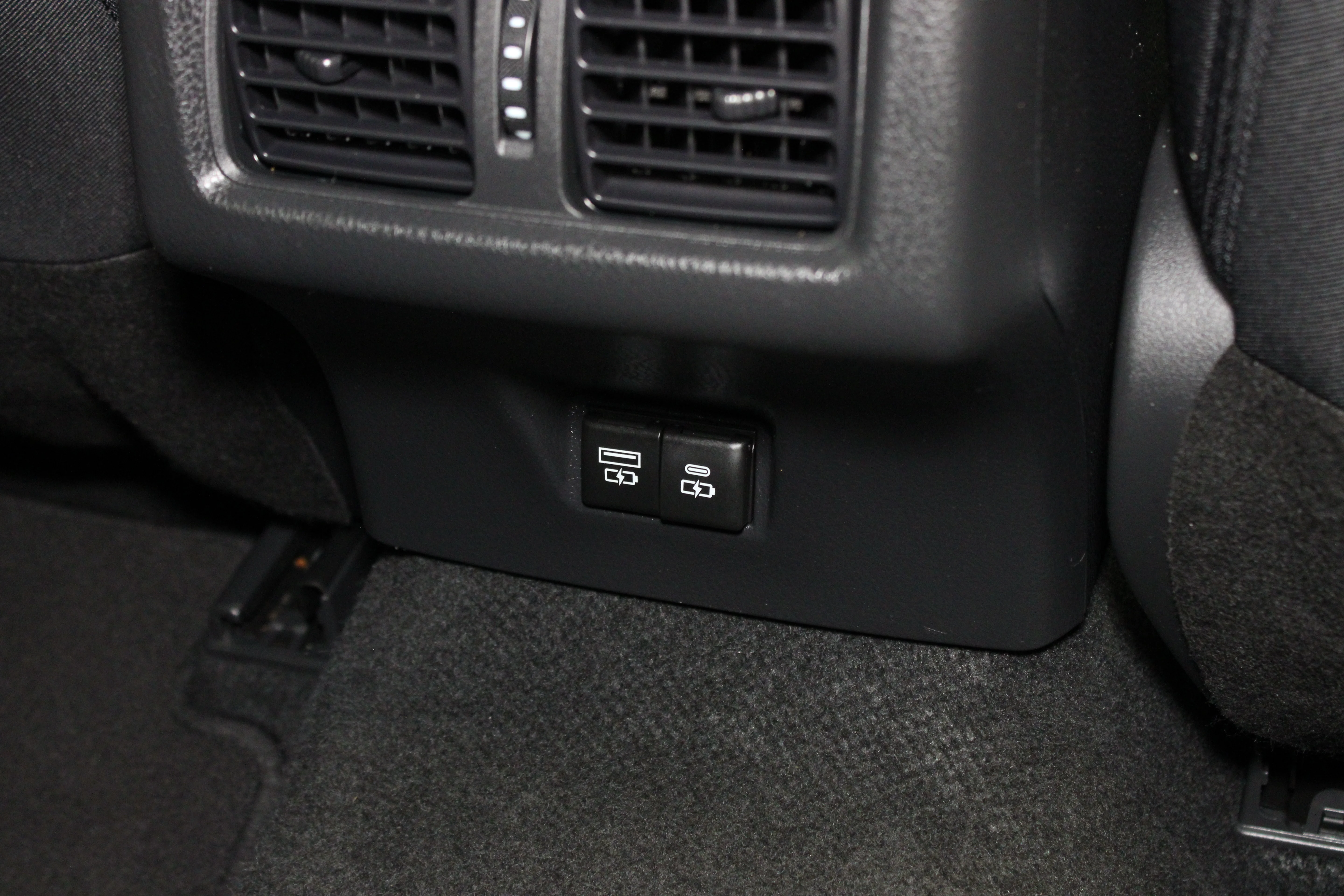 Used 2025 Midnight Black Metallic Toyota LE image 16