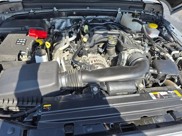 Used 2024 Silver Jeep Sahara image 21
