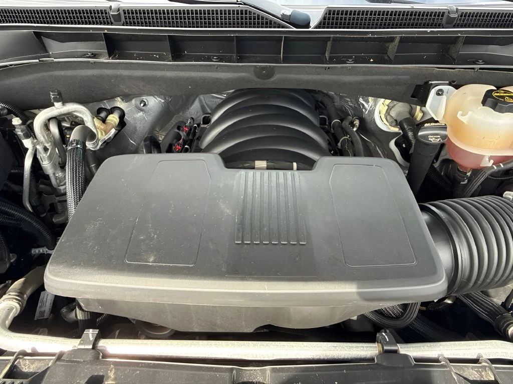 Used 2024 Summit White GMC Denali image 37