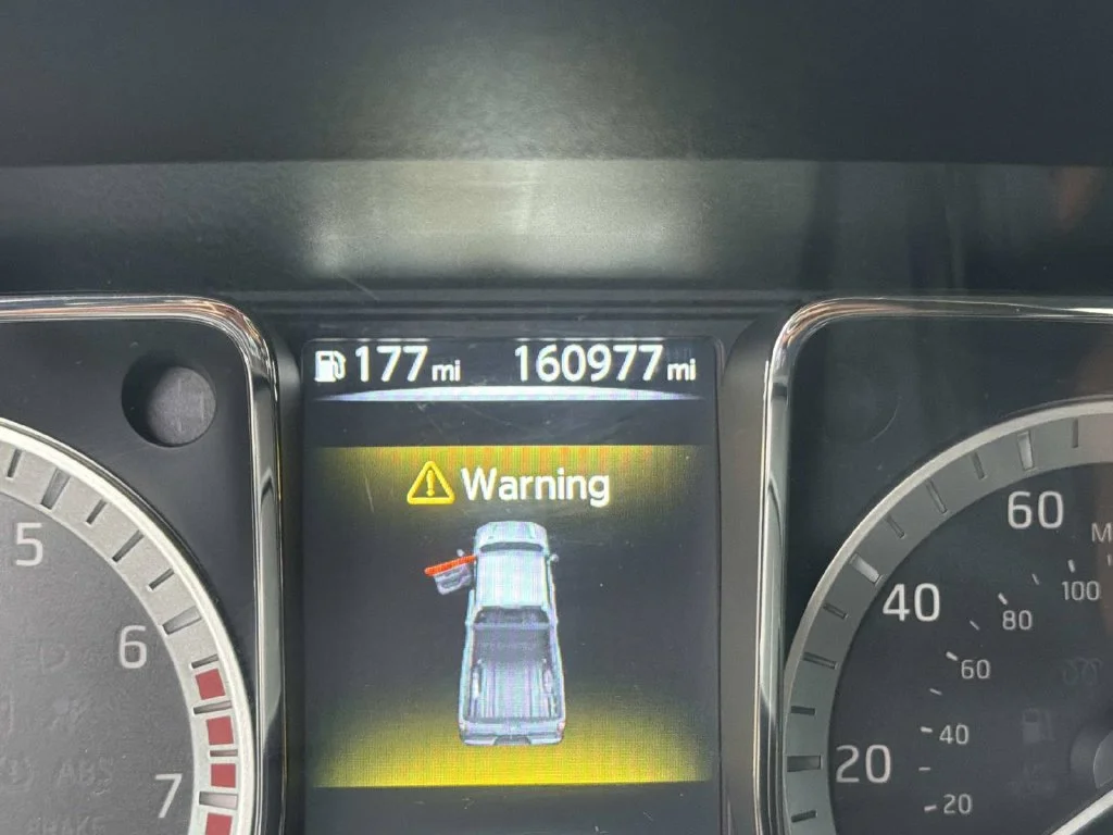 Used 2018 White Nissan SV image 20