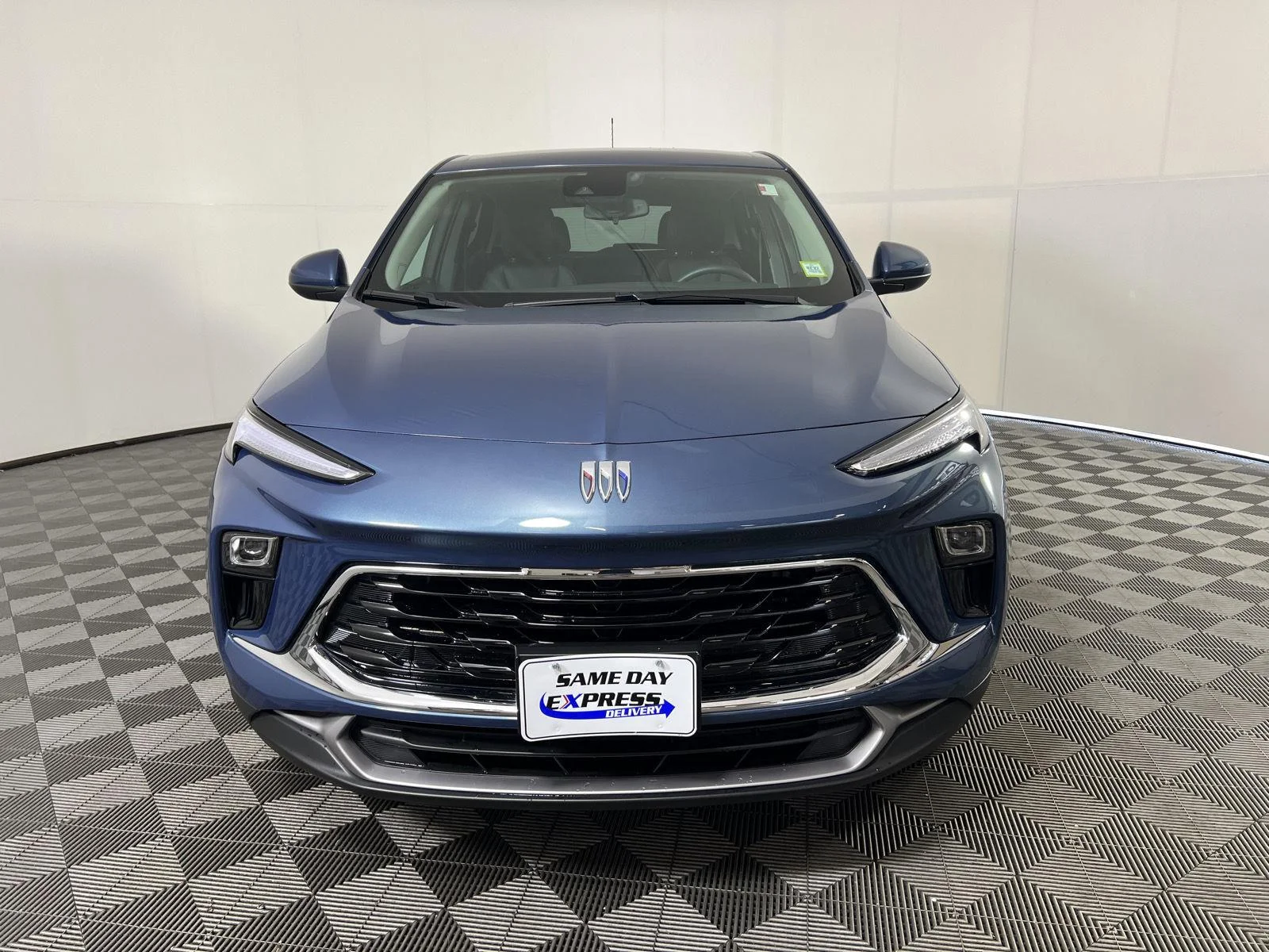Used 2025 Ocean Blue Metallic Buick Preferred image 28