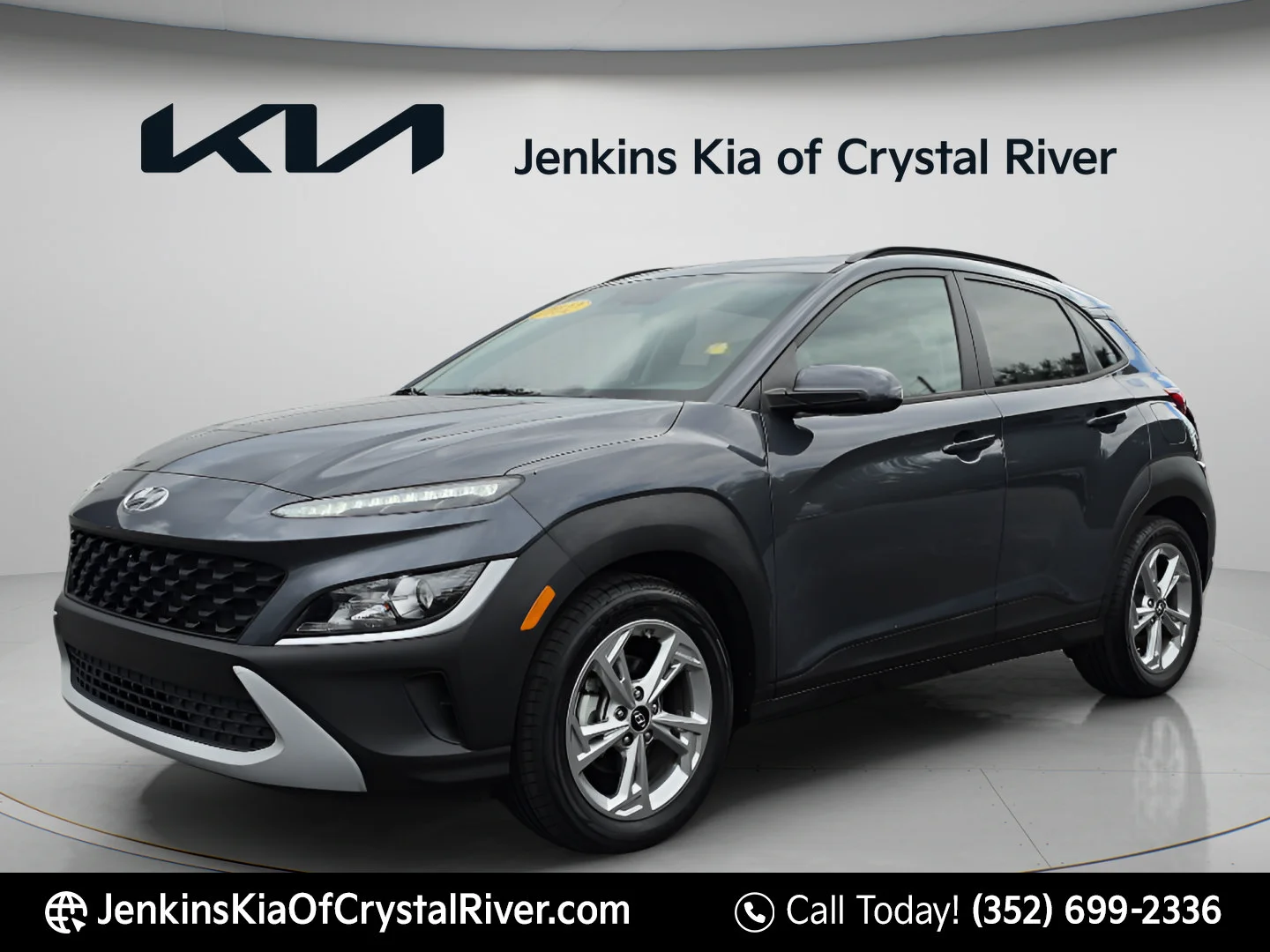 Used 2022 Thunder Gray Hyundai SEL image 10
