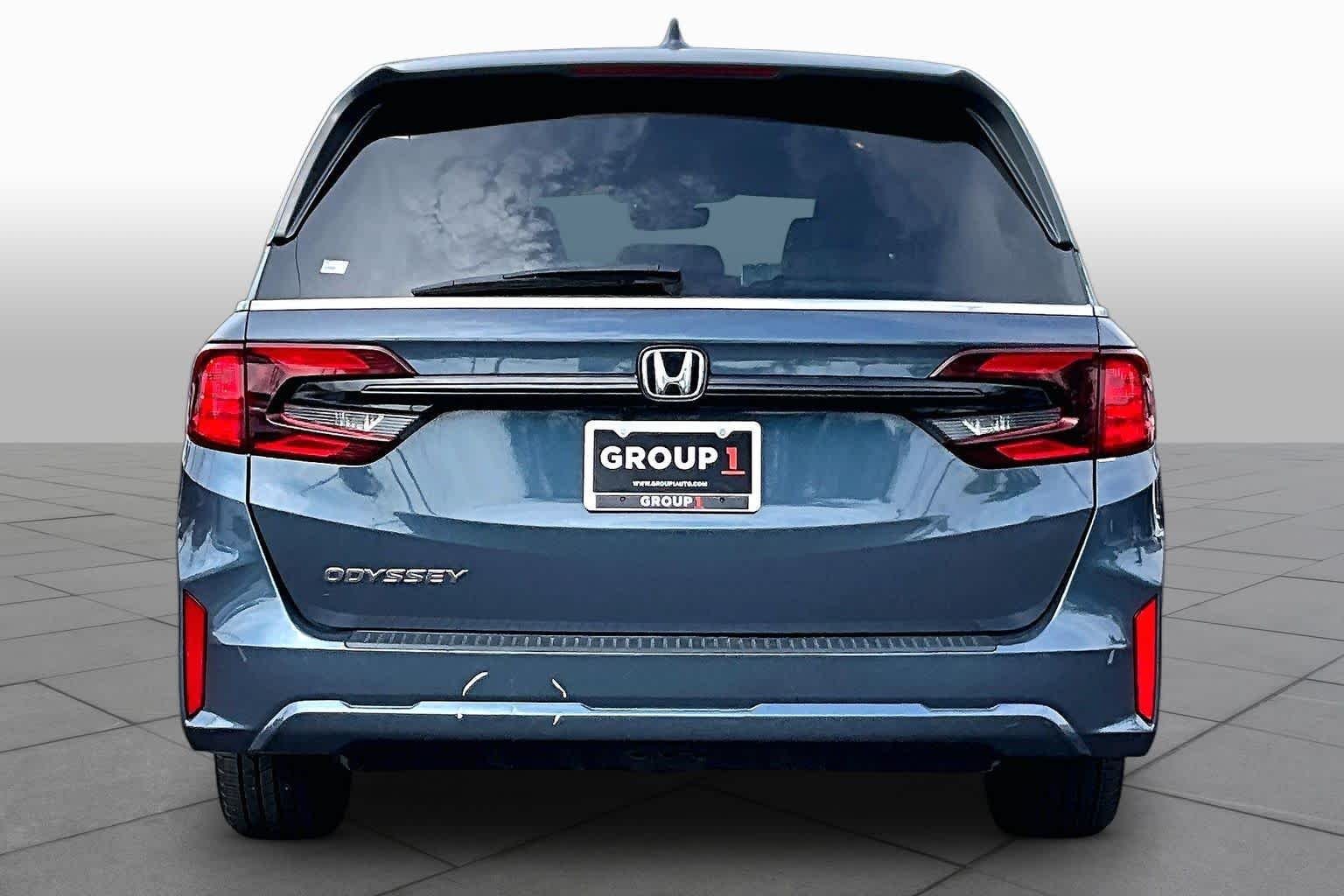 Used 2025 Crystal Black Pearl Honda EX-L image 5