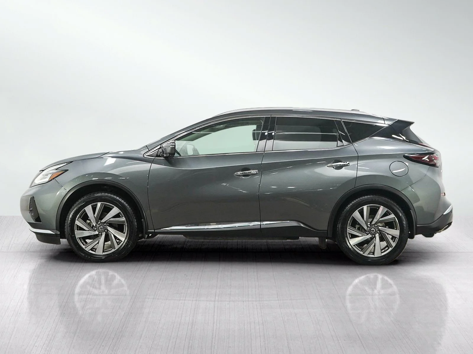 Used 2019 Nissan Murano SL with VIN 5N1AZ2MS2KN126766 for sale in Wayzata, Minnesota