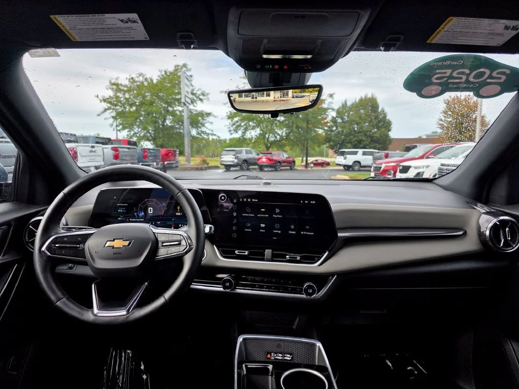 2025 Chevrolet Equinox LT - Photo 13