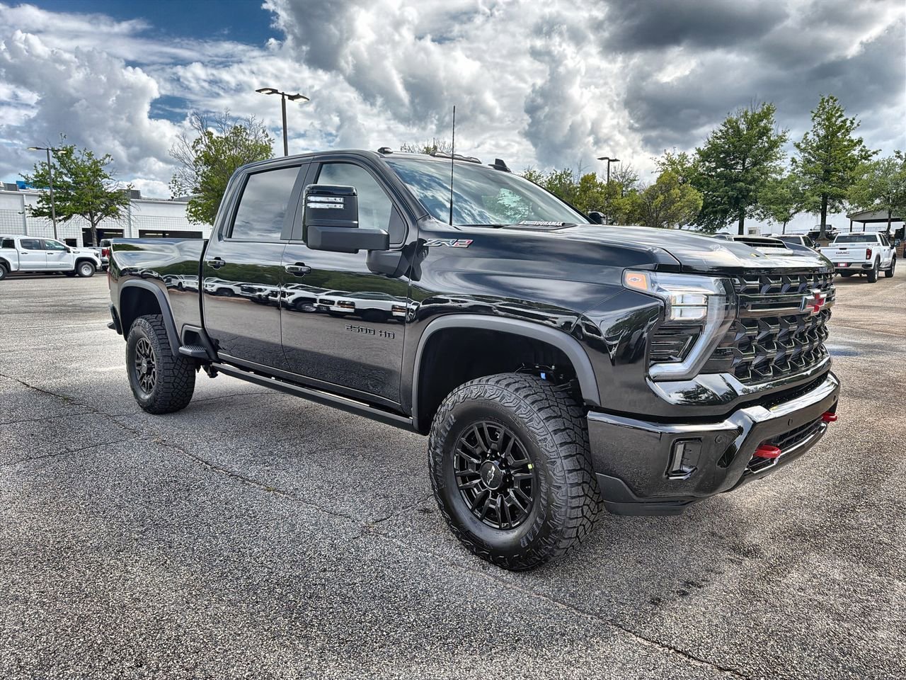 2026 Chevrolet Silverado 2500 HD ZR2 - Photo 2