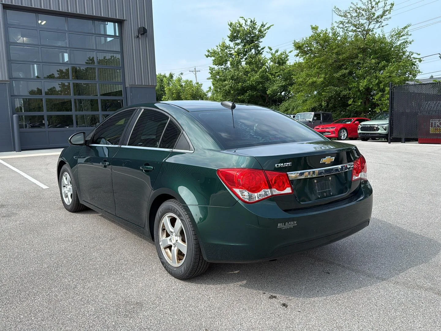 Used 2015 RAINFOREST GREEN METALLIC Chevrolet LT image 5