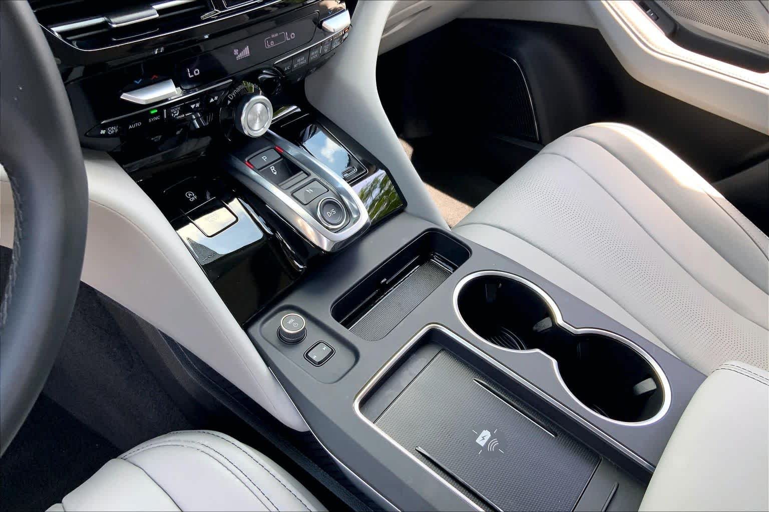 Used 2026 Solar Silver Metallic Acura w/Technology Package image 17