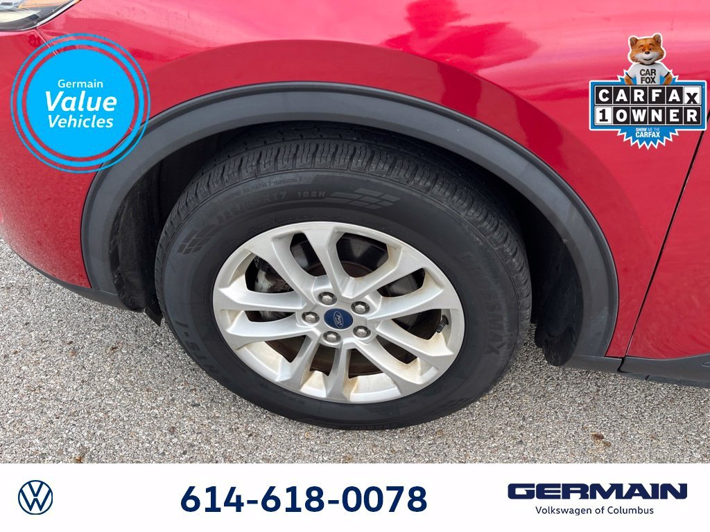 Used 2020 Red Metallic Ford SE image 14