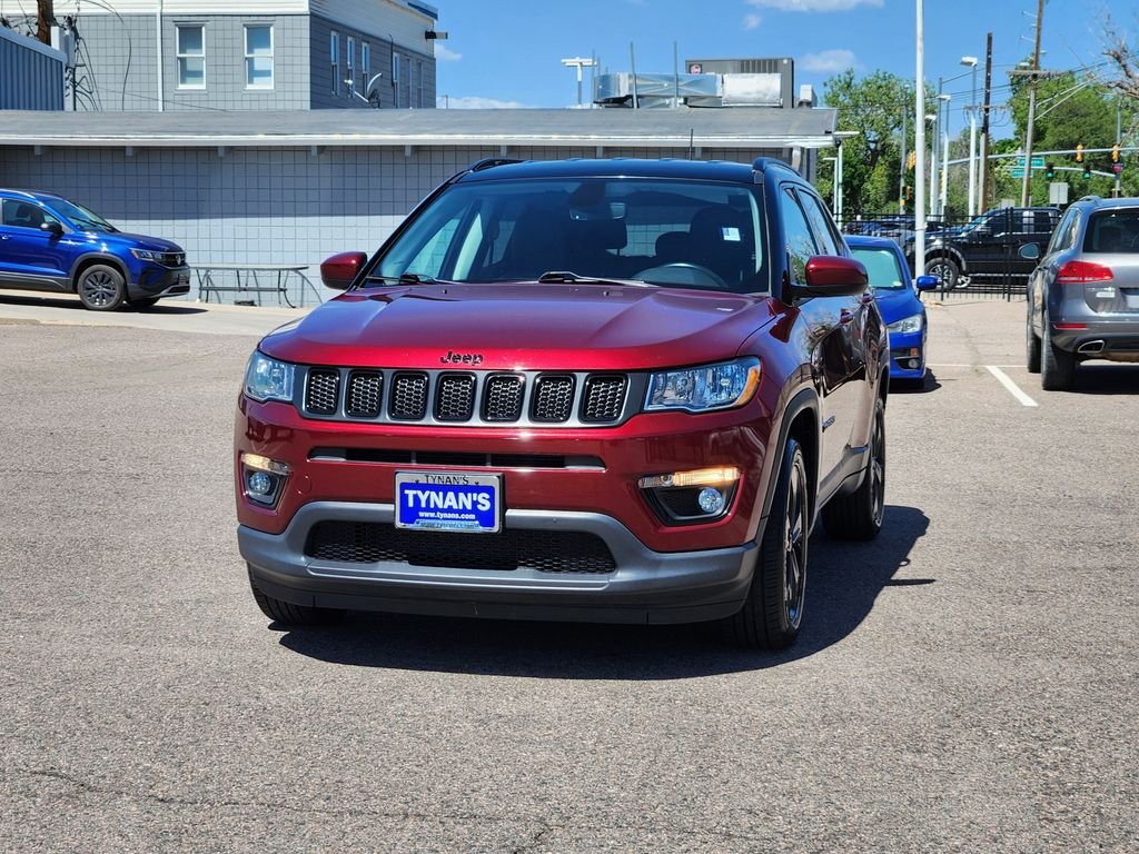 Used 2021 Red Jeep Latitude image 3