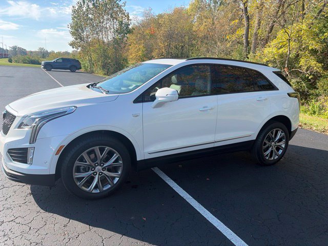 Used 2021 Crystal White Tri-Coat Cadillac Sport image 2