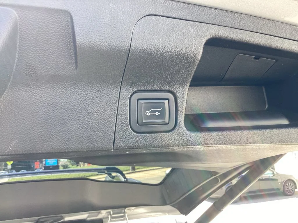Used 2020 QUICKSILVER METALLIC GMC AT4 image 29
