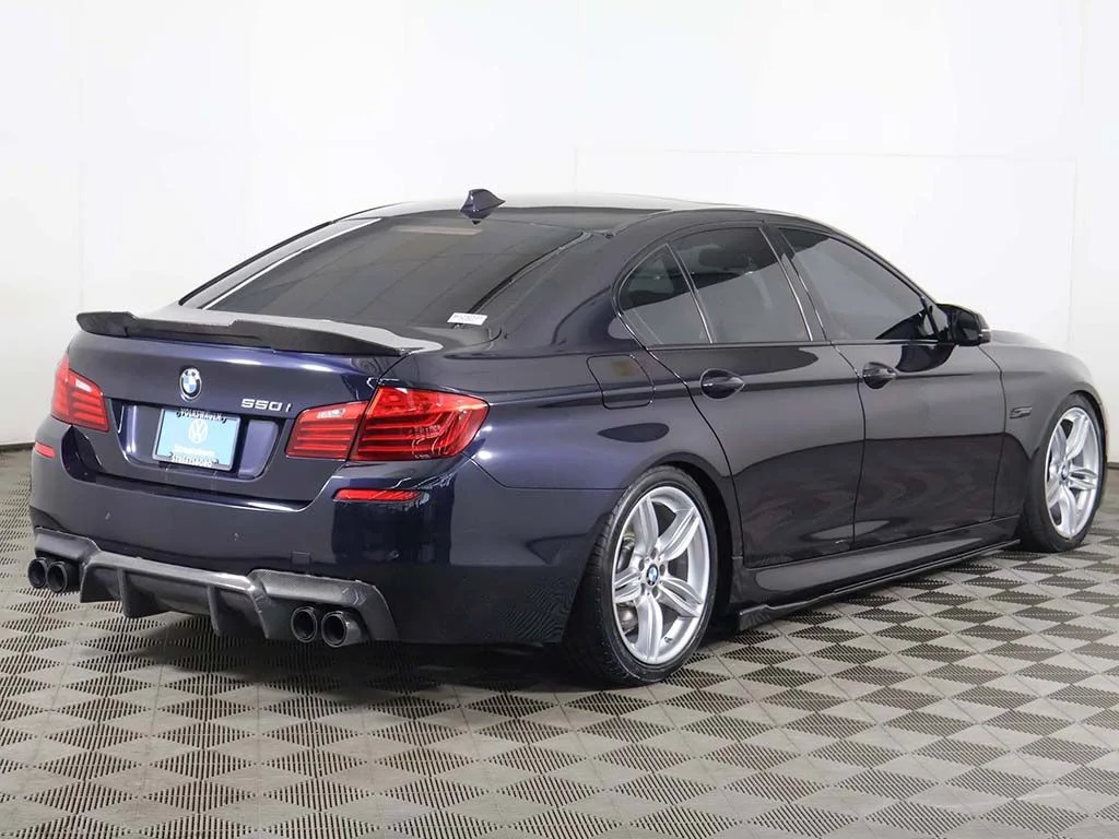 Used 2015 Carbon Black Metallic BMW 550i image 12