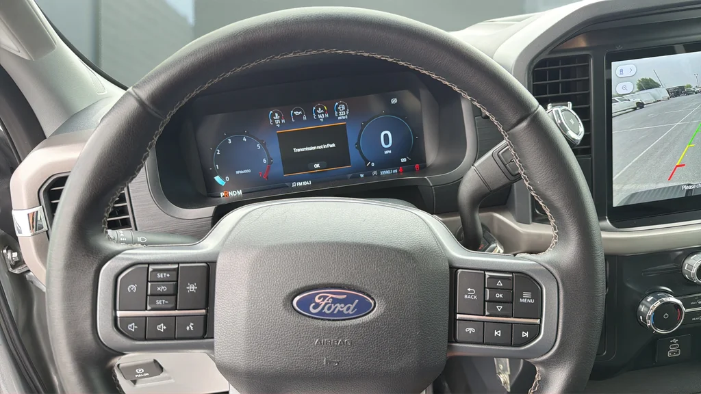 Used 2025 Silver Ford XLT image 26