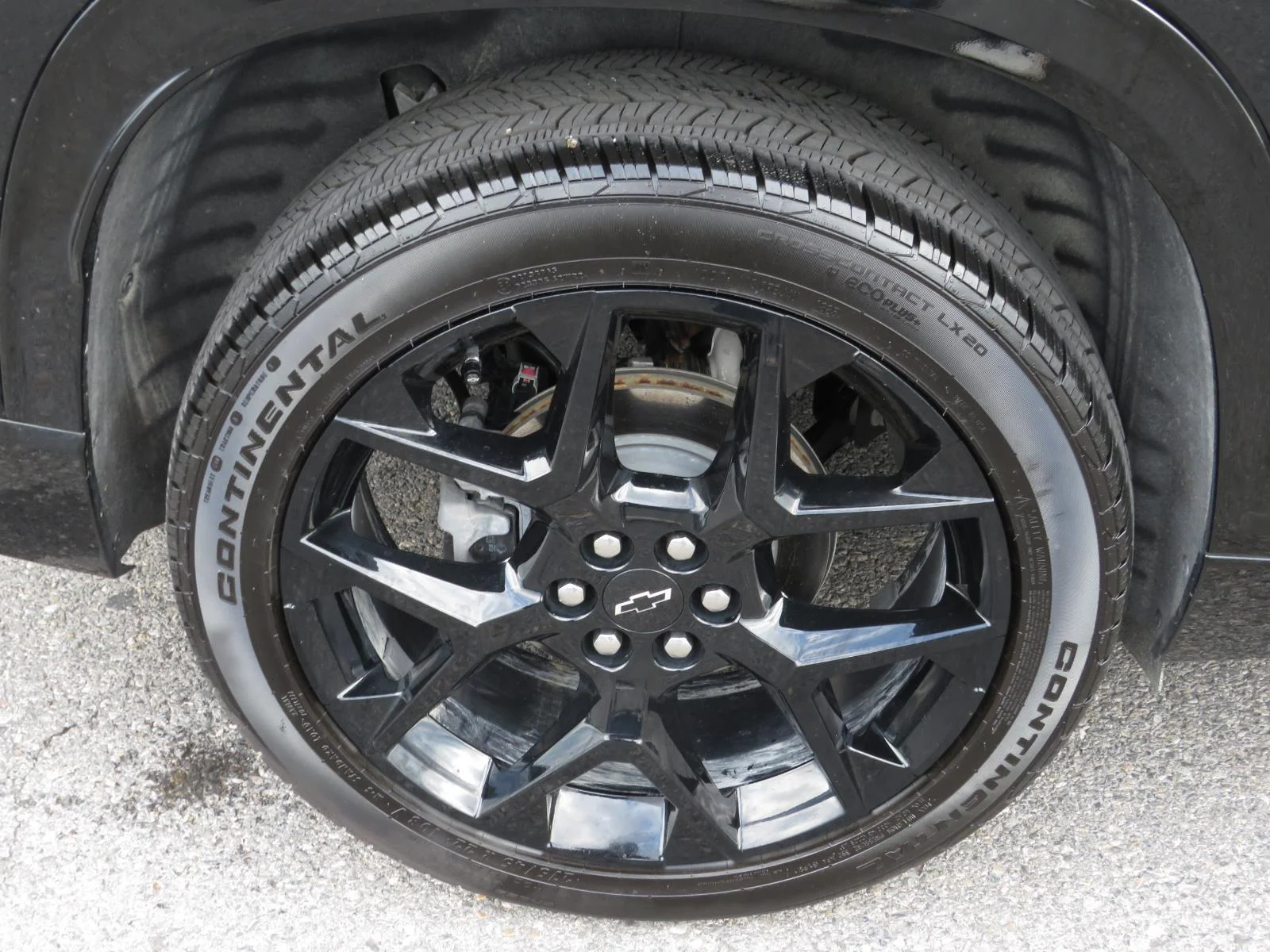 Used 2025 Mosaic Black Metallic Chevrolet RS image 19