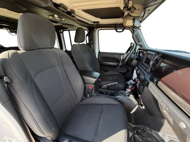 Used 2019 White Jeep Unlimited Sport Altitude image 16