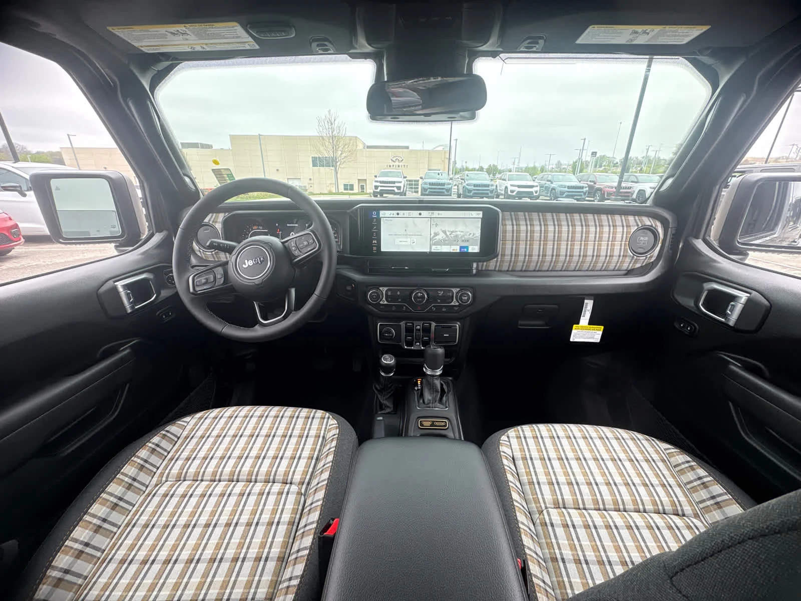 New 2026 Granite Crystal Metallic Clearcoat Jeep 85th Anniversary image 17