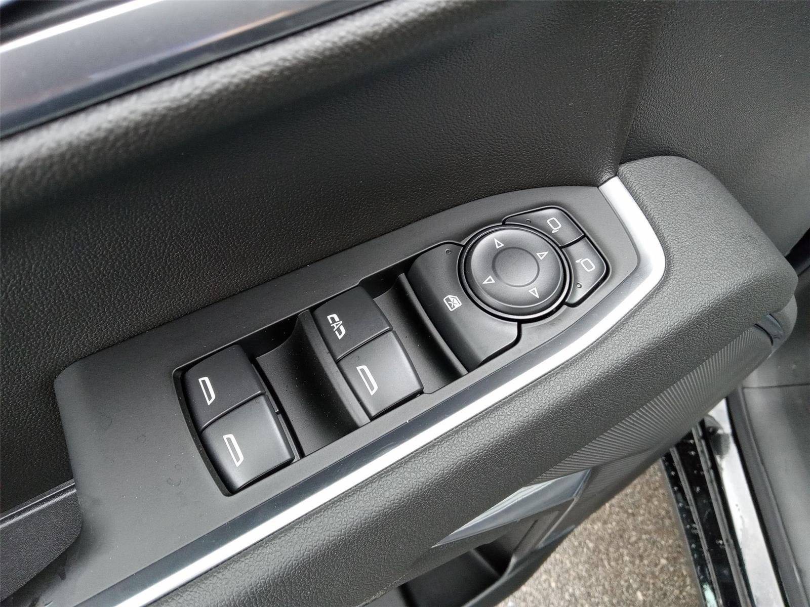 2026 Chevrolet Silverado 1500 LT - Photo 13
