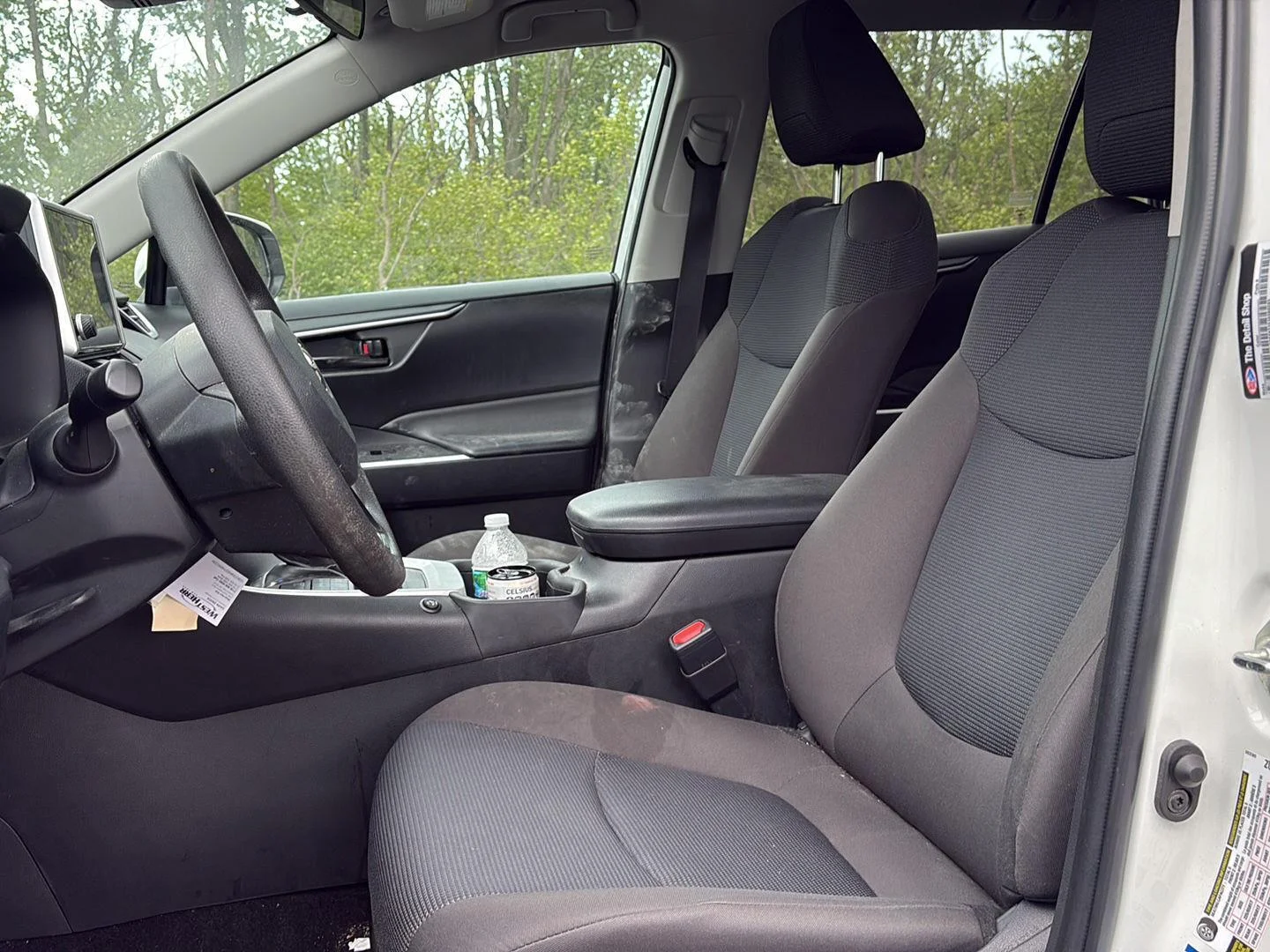 Used 2023 Ice Cap Toyota LE image 6