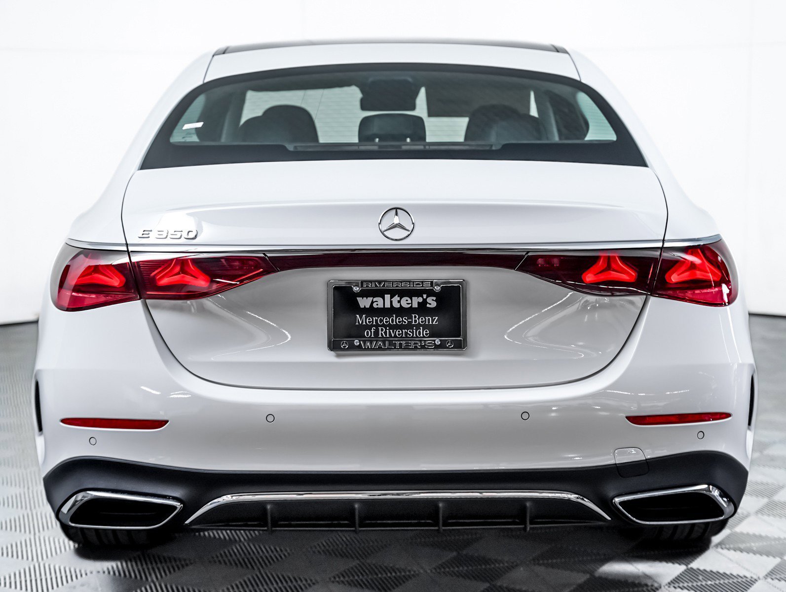 New 2026 Polar White Mercedes-Benz E 350 image 7