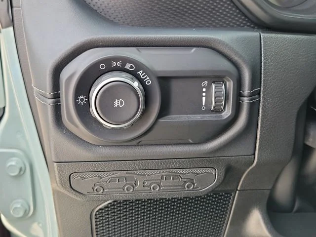 Used 2024 Gray Jeep Rubicon image 19