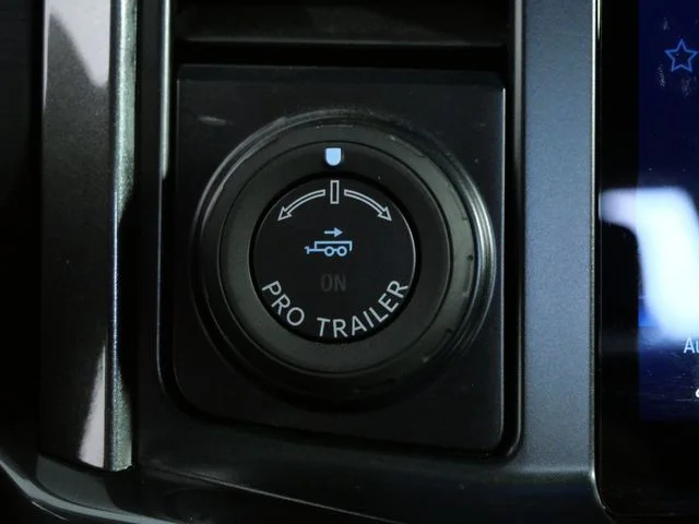 Used 2023 White Ford XLT image 25